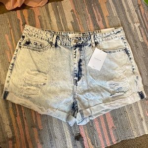 Acid Wash Kancan plus size Jean shorts